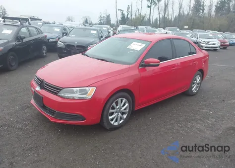 2014 Volkswagen Jetta 1.8T Se z USA, uszkodzony, nr VIN 3VWD17AJ7EM418488